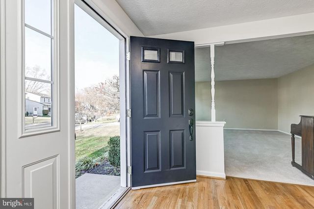 1209 CROCKETT LN, Silver Spring, MD 20904
