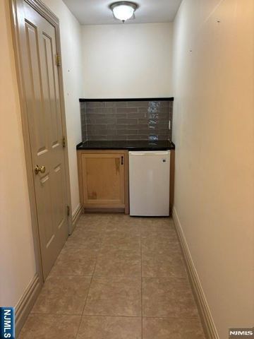 46 Prospect Street, Midland Park, NJ 07432