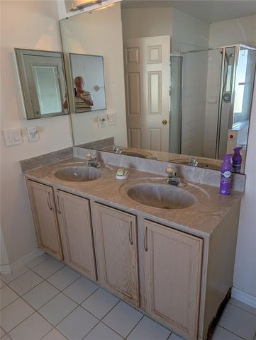 654 BENT OAK LOOP, Davenport, FL 33837