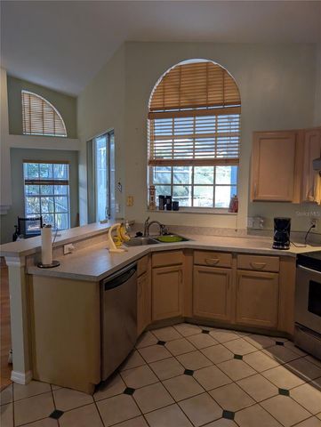 654 BENT OAK LOOP, Davenport, FL 33837