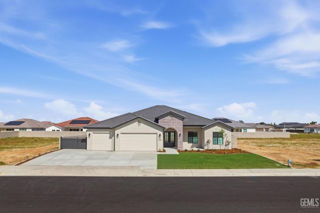 16612 Pinecrest Court, Bakersfield, CA 93314