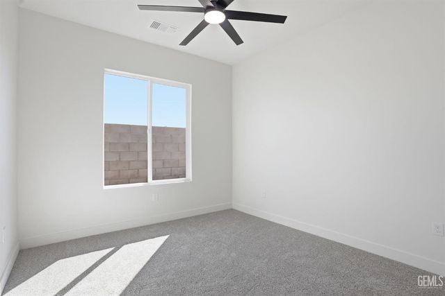 16612 Pinecrest Court, Bakersfield, CA 93314