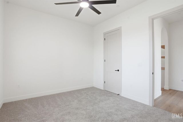 16612 Pinecrest Court, Bakersfield, CA 93314