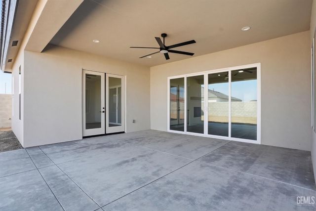 16612 Pinecrest Court, Bakersfield, CA 93314