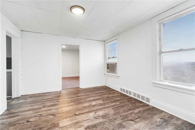 1036 Steuben St, Elliott, PA 15220