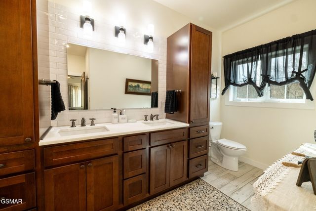 1010 Keener Road, Cosby, TN 37722