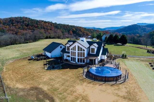 1010 Keener Road, Cosby, TN 37722