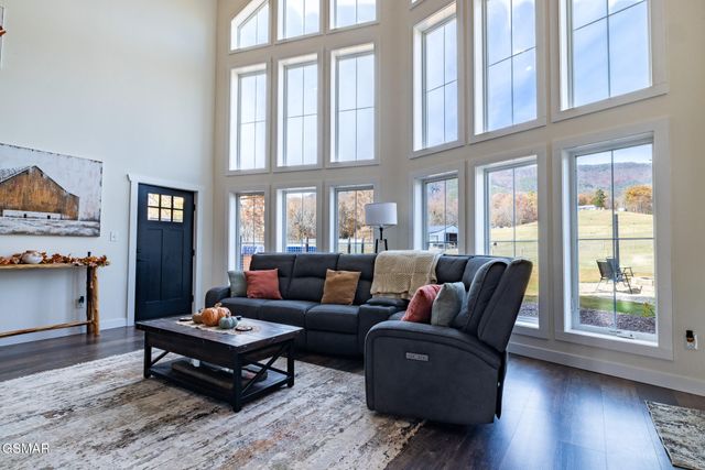 1010 Keener Road, Cosby, TN 37722