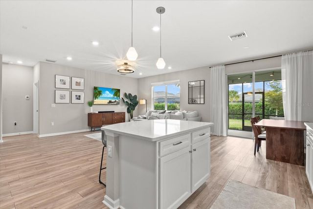 3310 CHESTERTOWN LOOP, Bradenton, FL 34211