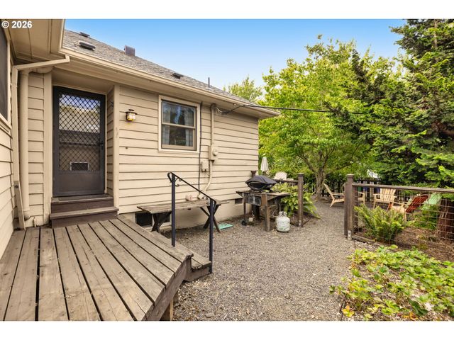 4155 Se OGDEN St, Portland, OR 97202