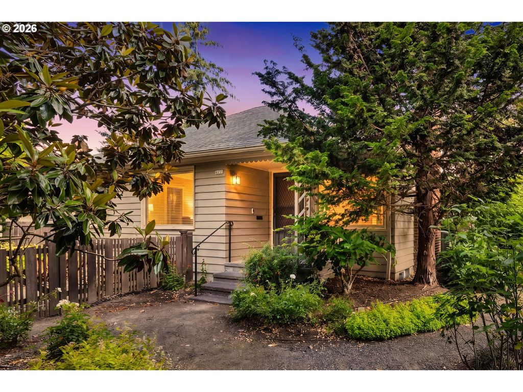 4155 Se OGDEN St, Portland, OR 97202