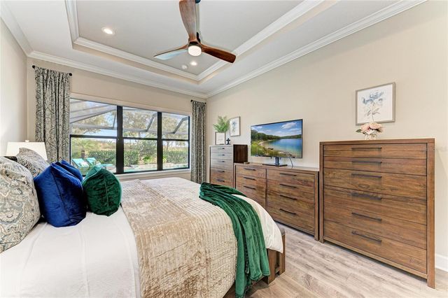 4921 NAPOLI RUN, Lakewood Ranch, FL 34211