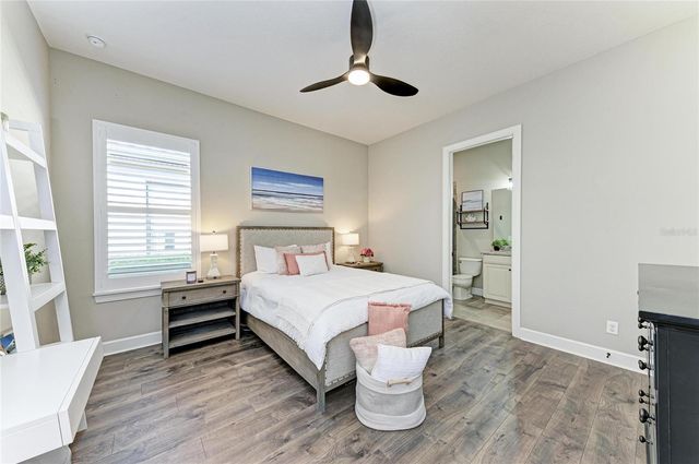 4921 NAPOLI RUN, Lakewood Ranch, FL 34211