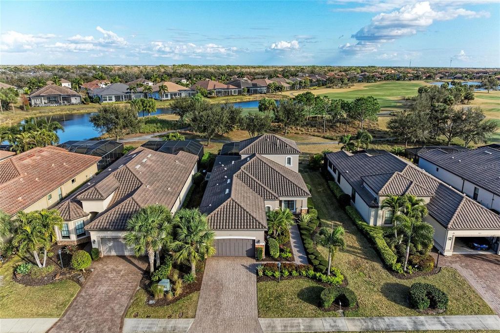 4921 NAPOLI RUN, Lakewood Ranch, FL 34211