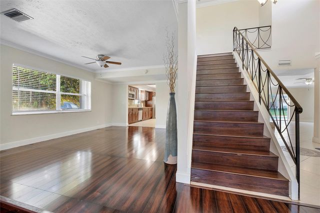 9030 NW 32nd St, Coral Springs, FL 33065