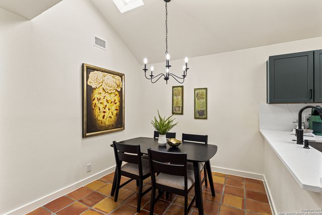 5702 Spring Sunshine, San Antonio, TX 78247