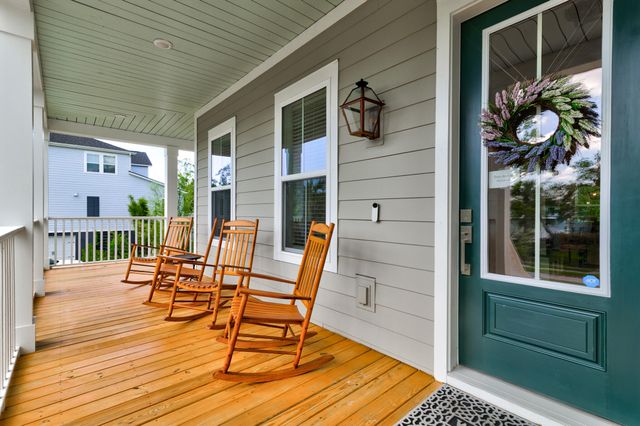 2204 Hartfords Bluff Circle, Mount Pleasant, SC 29466