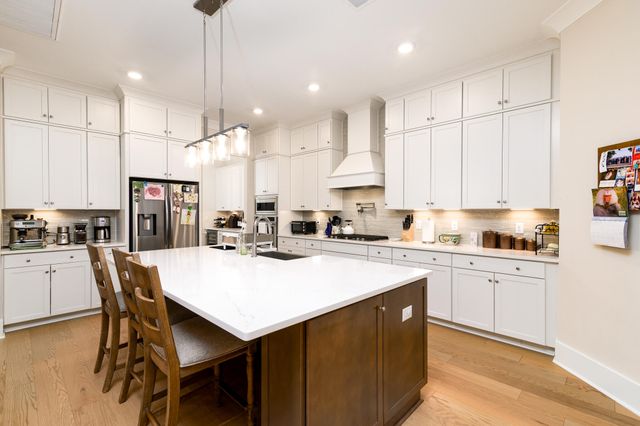 2204 Hartfords Bluff Circle, Mount Pleasant, SC 29466