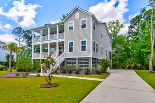 2204 Hartfords Bluff Circle, Mount Pleasant, SC 29466