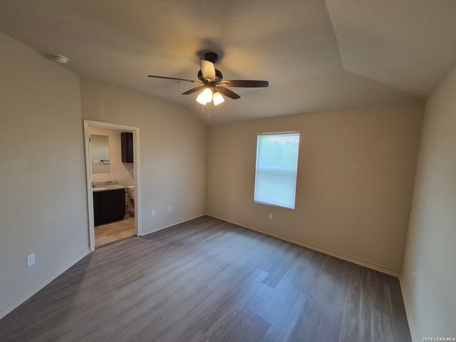 13911 Annas Way Unit 104, San Antonio, TX 78233