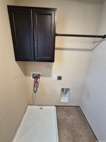 13911 Annas Way Unit 104, San Antonio, TX 78233