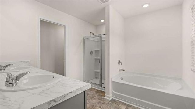 302 Friendship Oak Way, Hampton, GA 30228