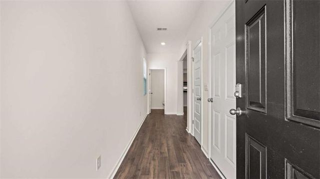 302 Friendship Oak Way, Hampton, GA 30228