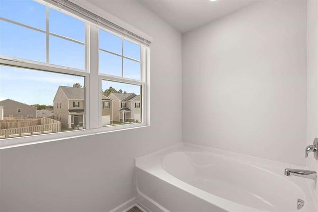 302 Friendship Oak Way, Hampton, GA 30228