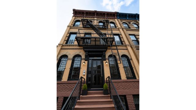 1299 PUTNAM Avenue, New York City, NY 11221