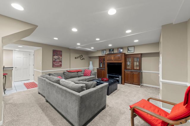 26W445 Churchill Road, Winfield, IL 60190