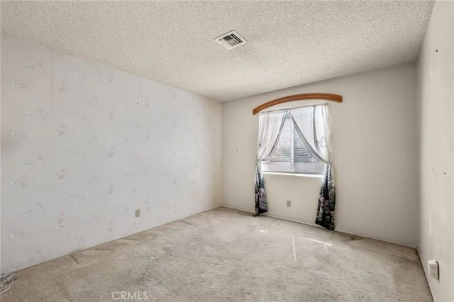 7515 Pinon Drive, Yucca Valley, CA 92284