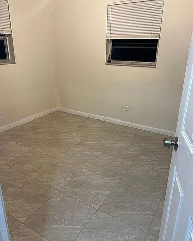 3851 SW 60th Terrace, Davie, FL 33314