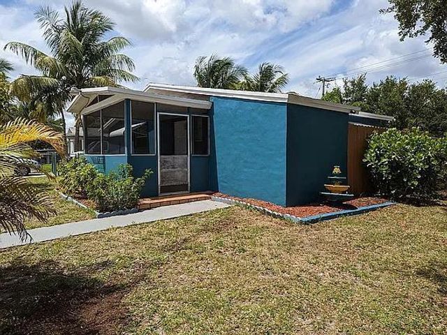 3851 SW 60th Terrace, Davie, FL 33314
