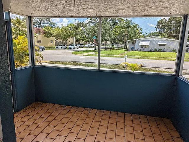 3851 SW 60th Terrace, Davie, FL 33314