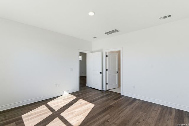2079 GREEN ASH AVE, New Braunfels, TX 78132