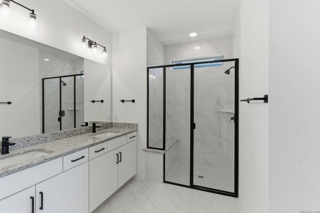 2079 GREEN ASH AVE, New Braunfels, TX 78132