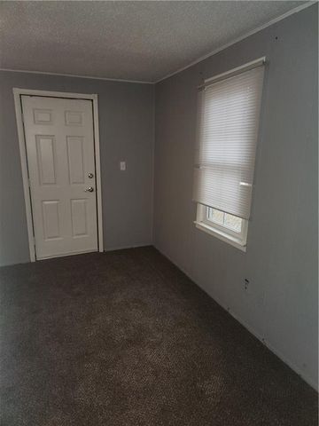 817 S Mill Street, Kansas City, KS 66105