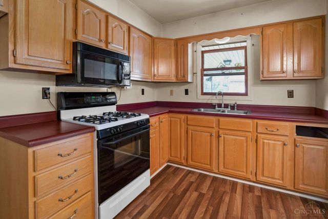 6051 St Rt 132, Goshen Twp, OH 45122