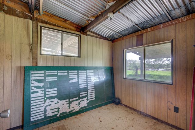 600 Vz County Road 3528, Wills Point, TX 75169