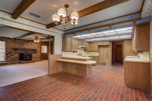 600 Vz County Road 3528, Wills Point, TX 75169