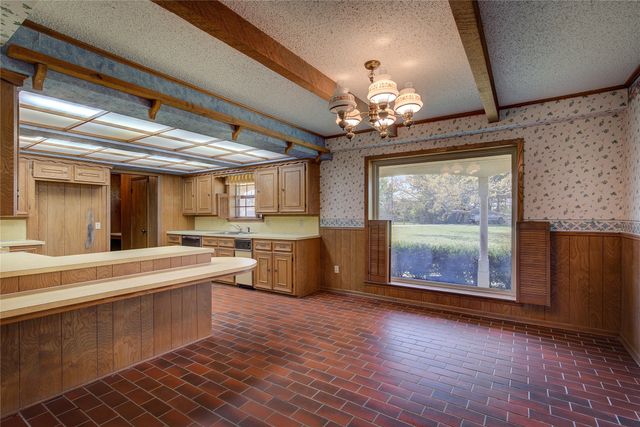 600 Vz County Road 3528, Wills Point, TX 75169