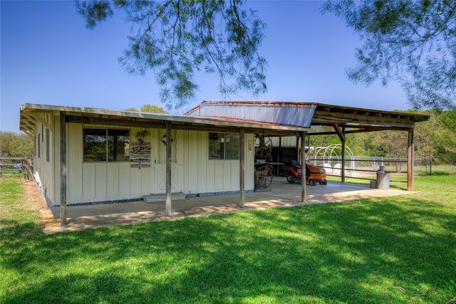 600 Vz County Road 3528, Wills Point, TX 75169