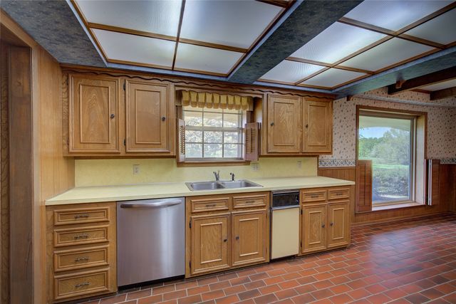 600 Vz County Road 3528, Wills Point, TX 75169