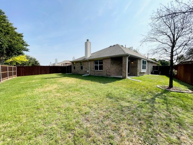 2705 Lumina Drive, Little Elm, TX 75068