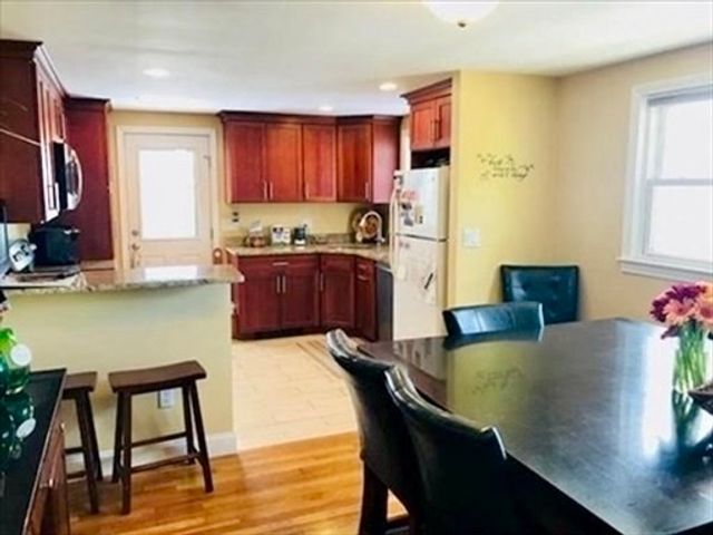 116 Upton Rd, Waltham, MA 02452