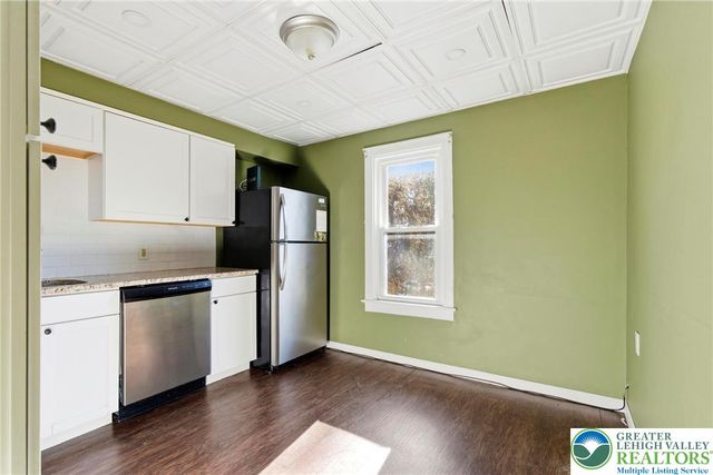 641 Martins Lane, Bethlehem City, PA 18018