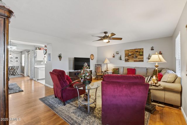 10001 W BURNS Drive, Sun City, AZ 85351