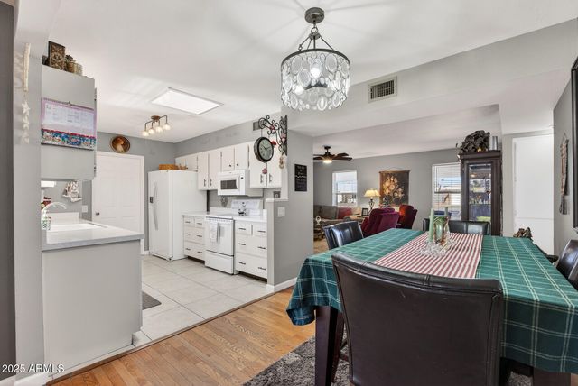 10001 W BURNS Drive, Sun City, AZ 85351