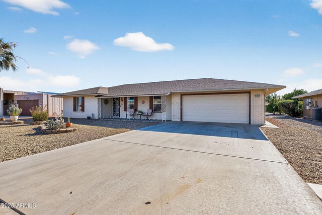 10001 W BURNS Drive, Sun City, AZ 85351