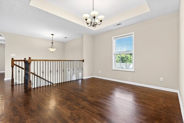 493 Comanche Ct, Clarksville, TN 37042